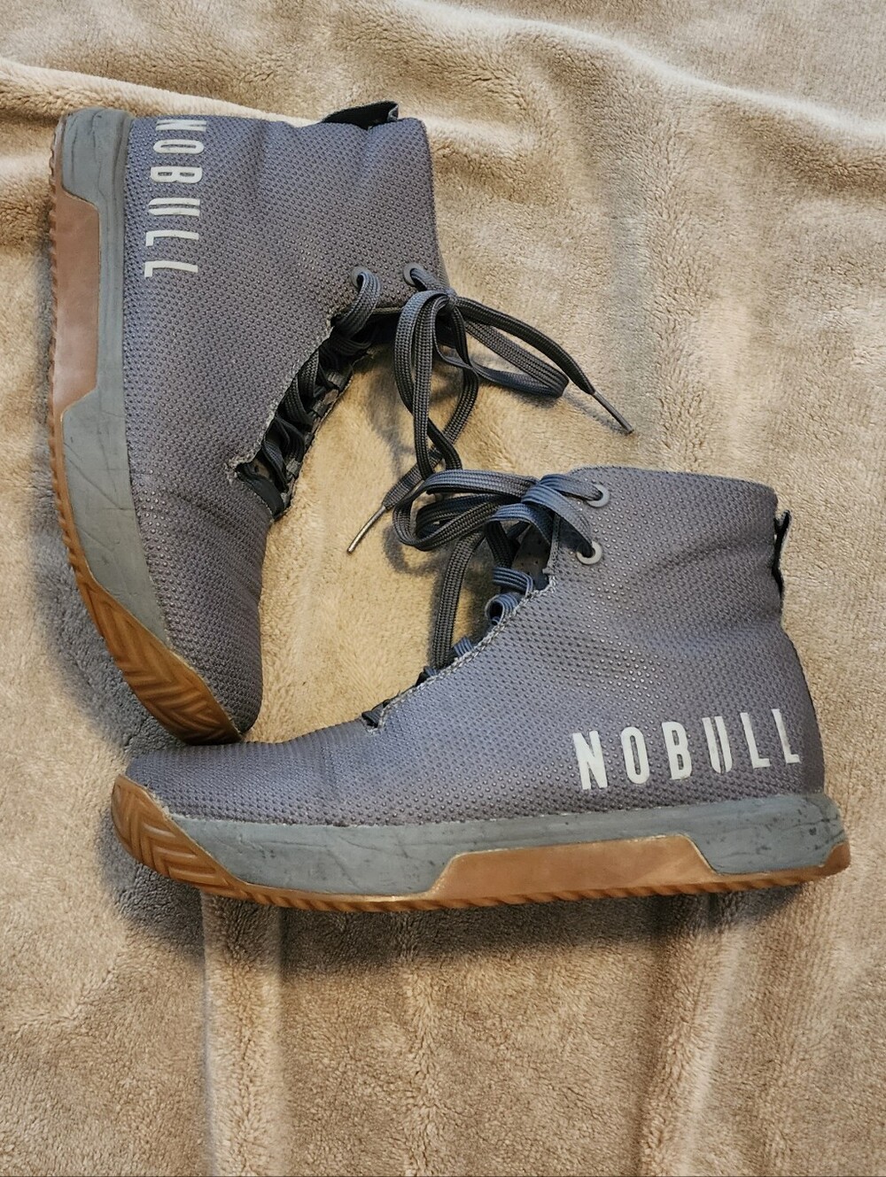 NOBULL High‑Top Trainers Gray Mesh Gum Sole CrossFit Shoes Men’s 7 / Women’s 8.5